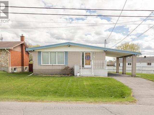 House for sale in Cornwall, Ontario