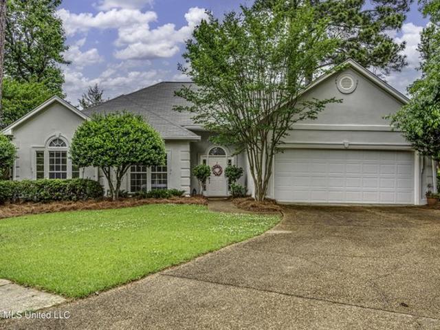 House for sale in Ridgeland, Mississippi
