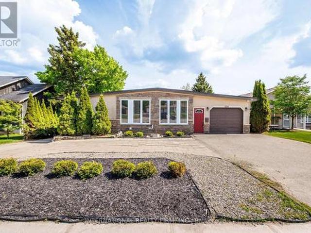 House for sale in Dufferin, Ontario