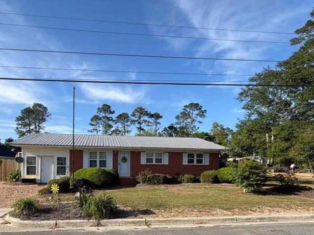 House for sale in Nashville, Georgia