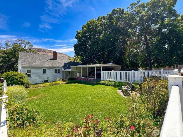 House for sale in Coulee Dam