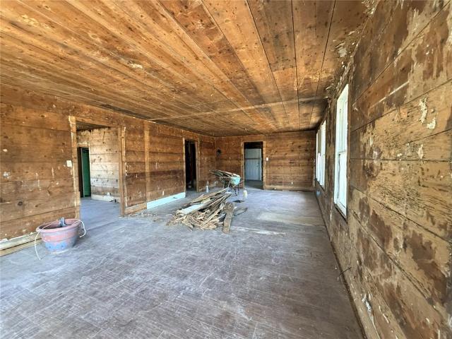 House for sale in Corsicana, Navarro County