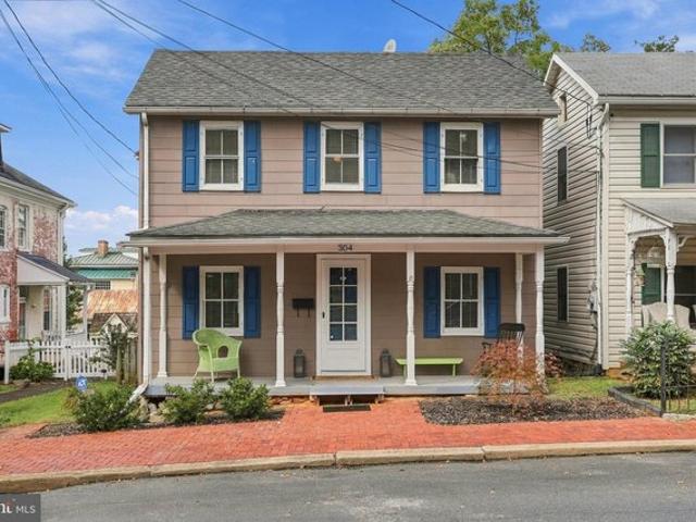 House for sale in Charles Town, West Virginia