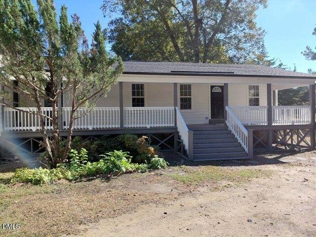 House for sale in Macclesfield, North Carolina