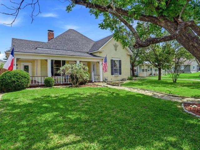 Property for sale in Itasca, Texas