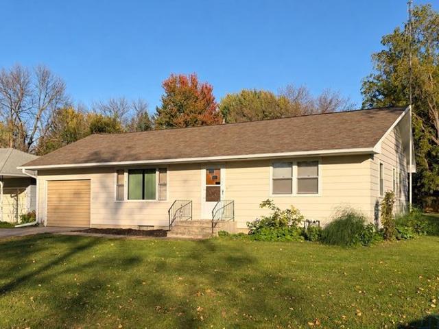House for sale in Lake Park, Dickinson County