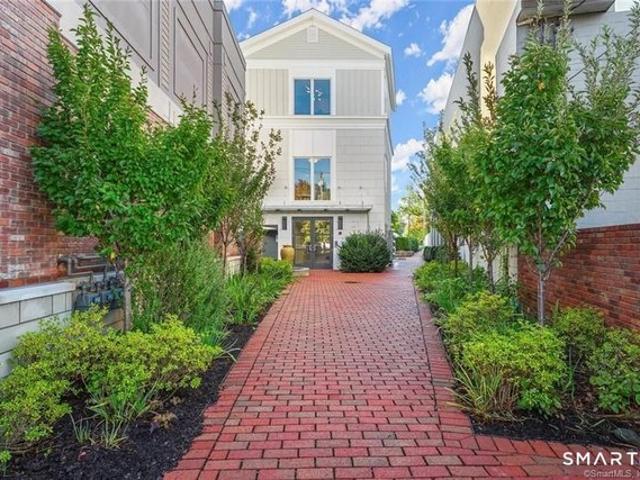 Condo for sale in New Canaan, Connecticut