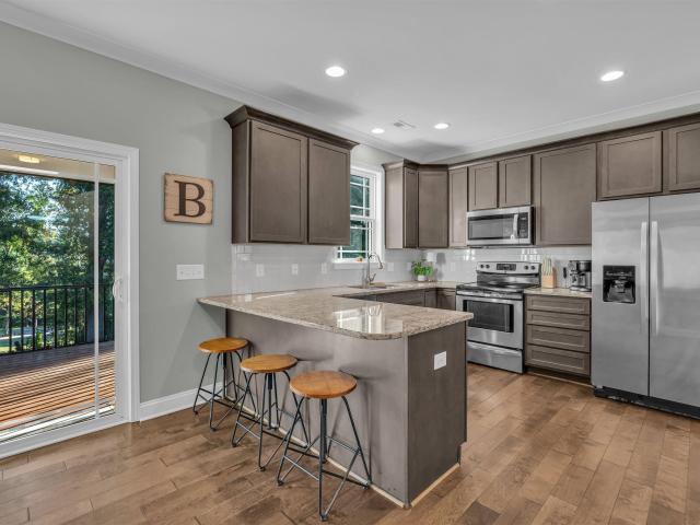 House for sale in Shenandoah, Moore