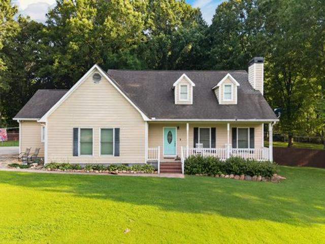 House for sale in Zebulon, Georgia