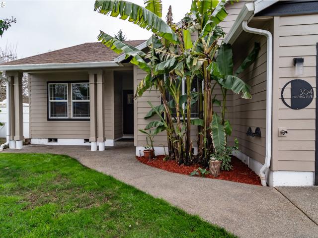 House for sale in Drain
