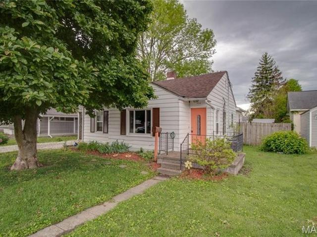 House for sale in Jersey, Illinois