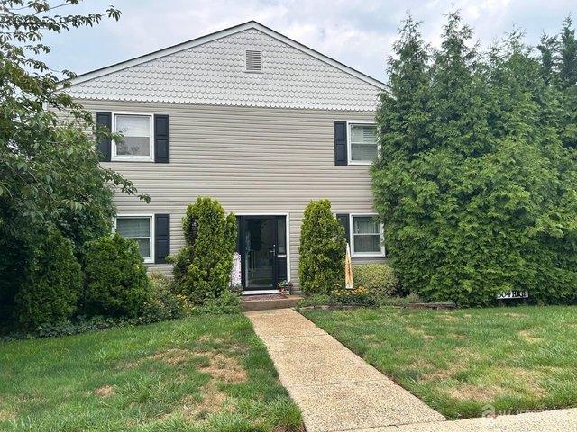 Condo for sale in Perth Amboy, New Jersey