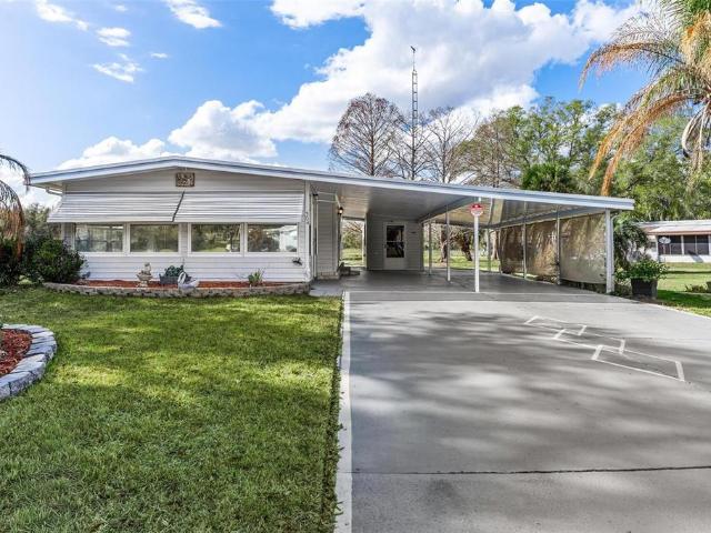 House for sale in Lady Lake, Florida