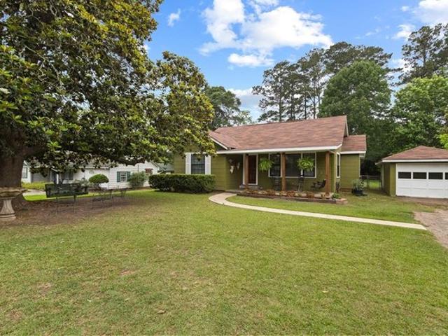 House for sale in Village Mills, Texas