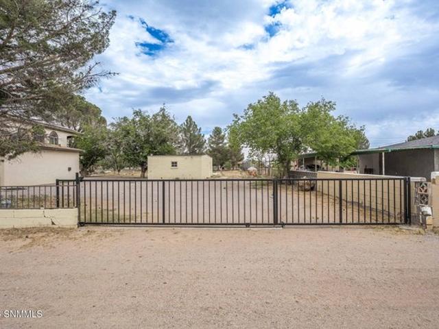 House for sale in Dona Ana, New Mexico