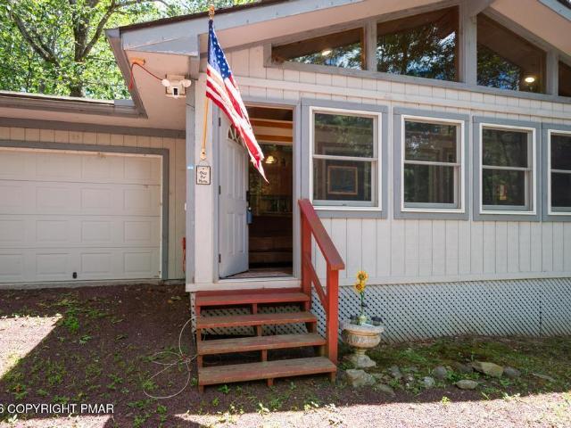 House for sale in Blakeslee, Pennsylvania