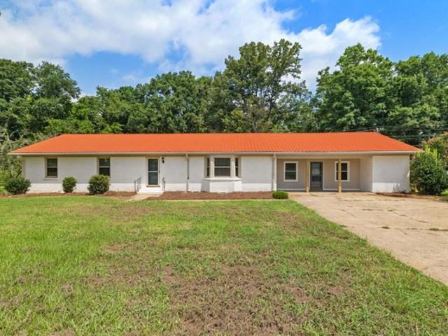 House for sale in Tuscumbia, Alabama