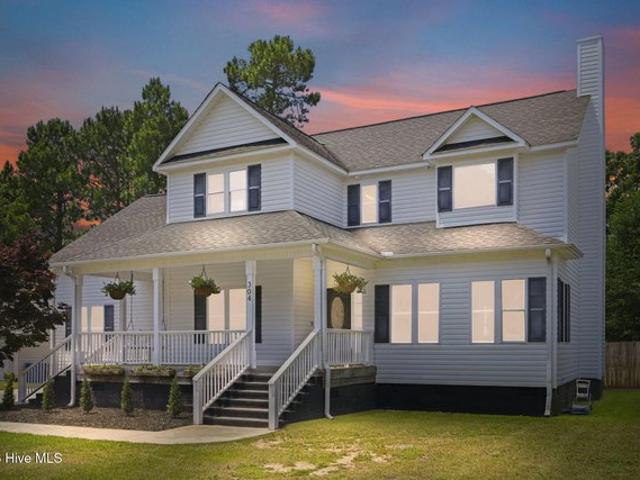 House for sale in Sneads Ferry, North Carolina