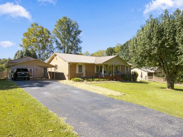 House for sale in Taylor Creek East Subdivision, Estill Springs