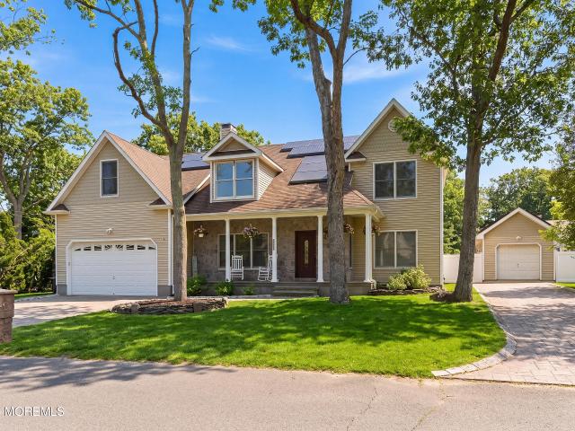 House for sale in Lanoka Harbor, New Jersey