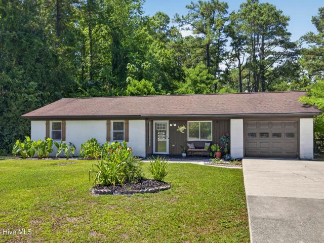House for sale in Castle Hayne, North Carolina