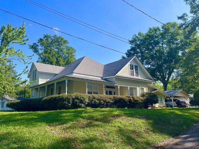 House for sale in Marion, Texas