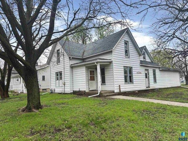 House for sale in Canton, South Dakota
