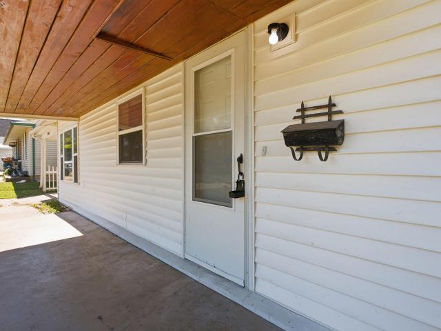 House for sale in Monett, Barry County