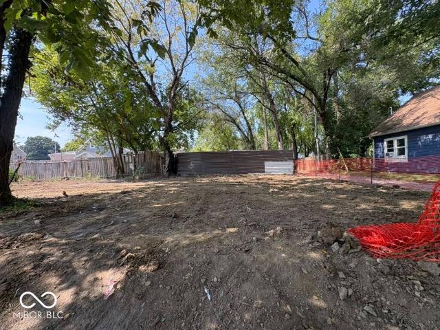 Land for sale in Near Eastside, Camby