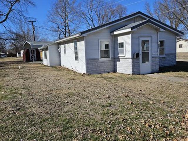House for sale in Shelbina, Missouri