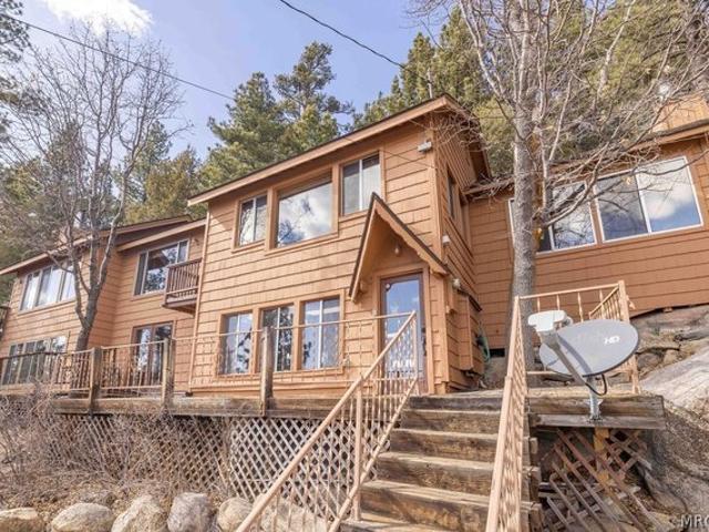 House for sale in Fawnskin, California