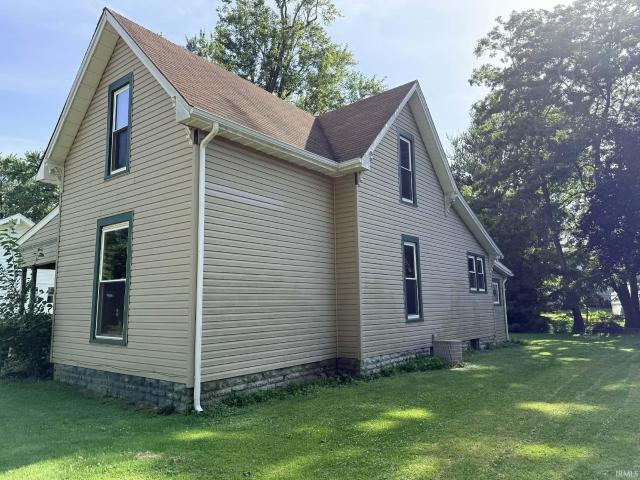 House for sale in Flora, Indiana
