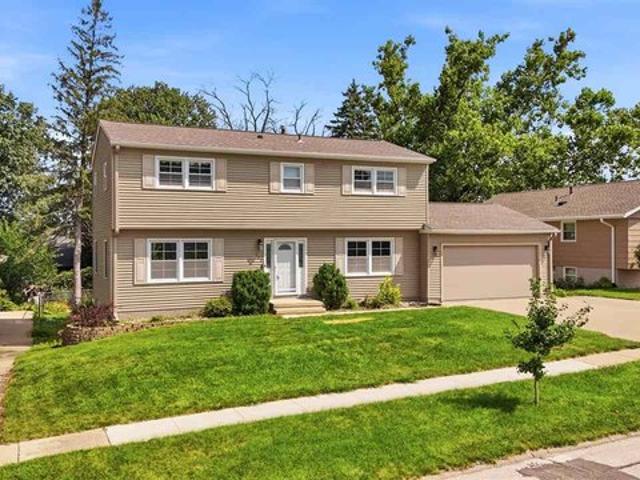 House for sale in Linn, Iowa