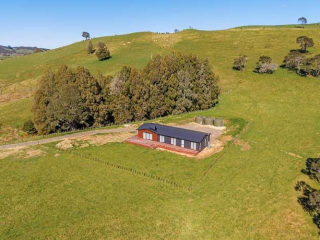 House for sale in Awhitu, Oroua County
