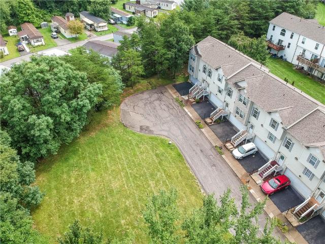 Townhouse for sale in Champion, Pennsylvania