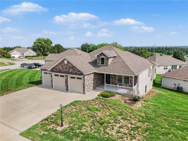 House for sale in Smithville, Missouri