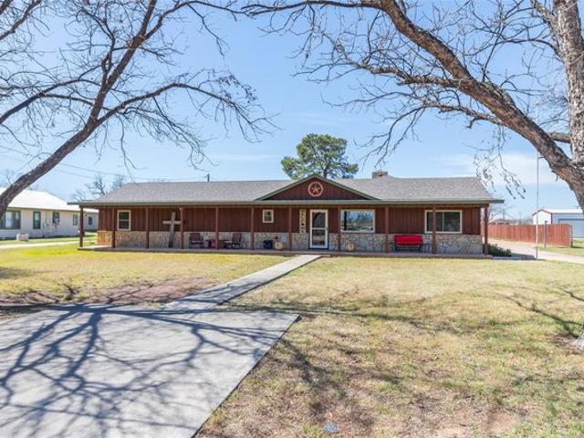 House for sale in Haskell, Texas