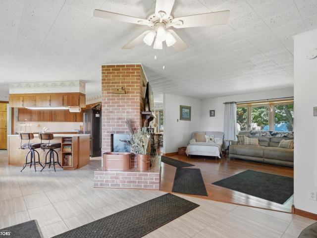 House for sale in Wapello, Iowa