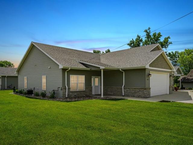 Condo for sale in Edgewood, Iowa