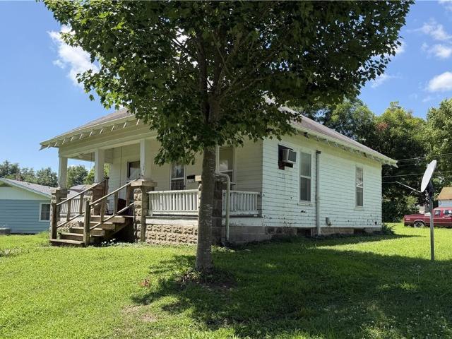 House for sale in Sweet Springs, Missouri