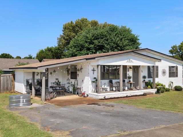 House for sale in Muscle Shoals, Alabama