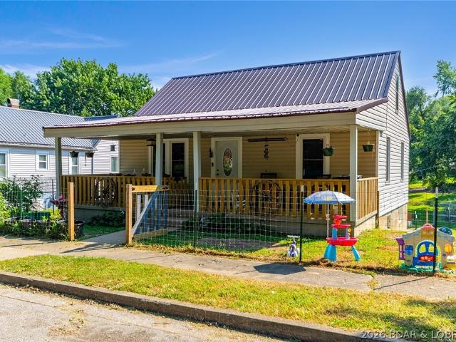 House for sale in California, Moniteau County