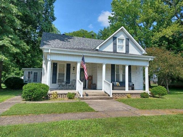 House for sale in Norris City, Illinois