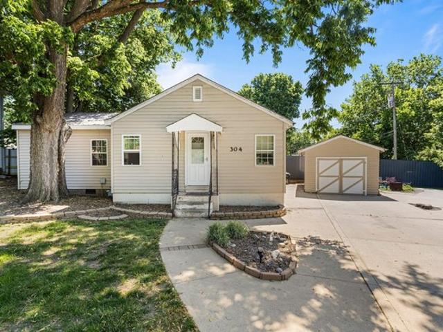 House for sale in Fisher, Illinois