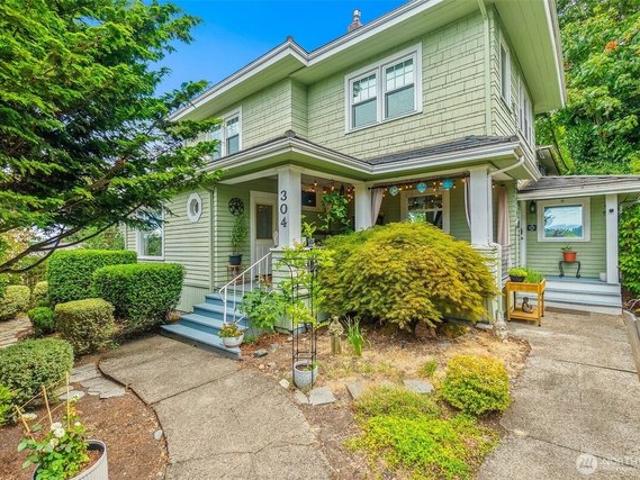 House for sale in Kent, Washington