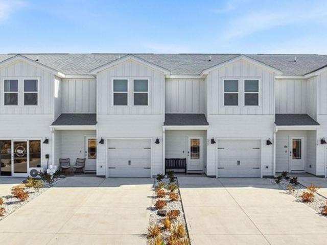 Townhouse for sale in Gulf, Florida