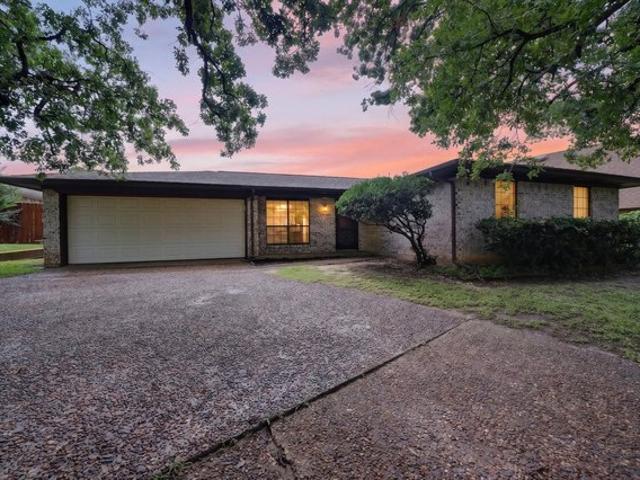 House for sale in Azle, Texas