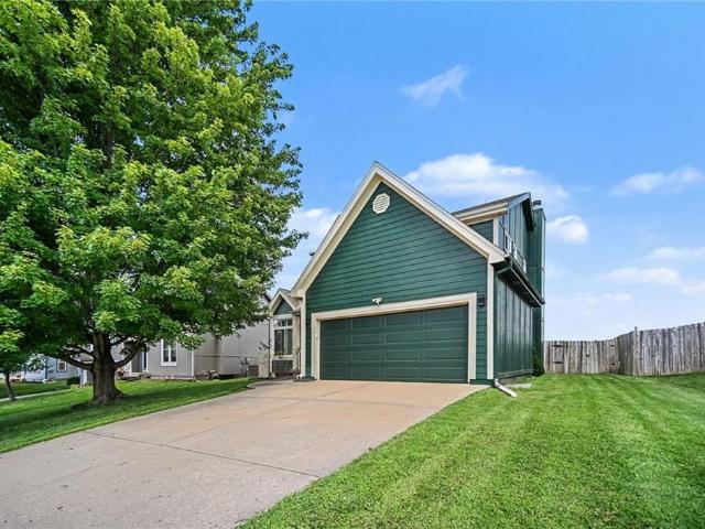 House for sale in Smithville, Missouri
