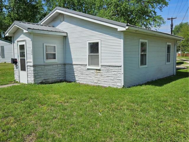 House for sale in Shelbina, Missouri