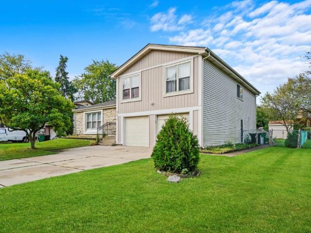 House for sale in Bloomingdale, Illinois
